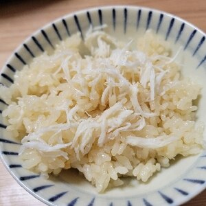 カニ肩身を使って！　「カニ飯」　　　♪♪